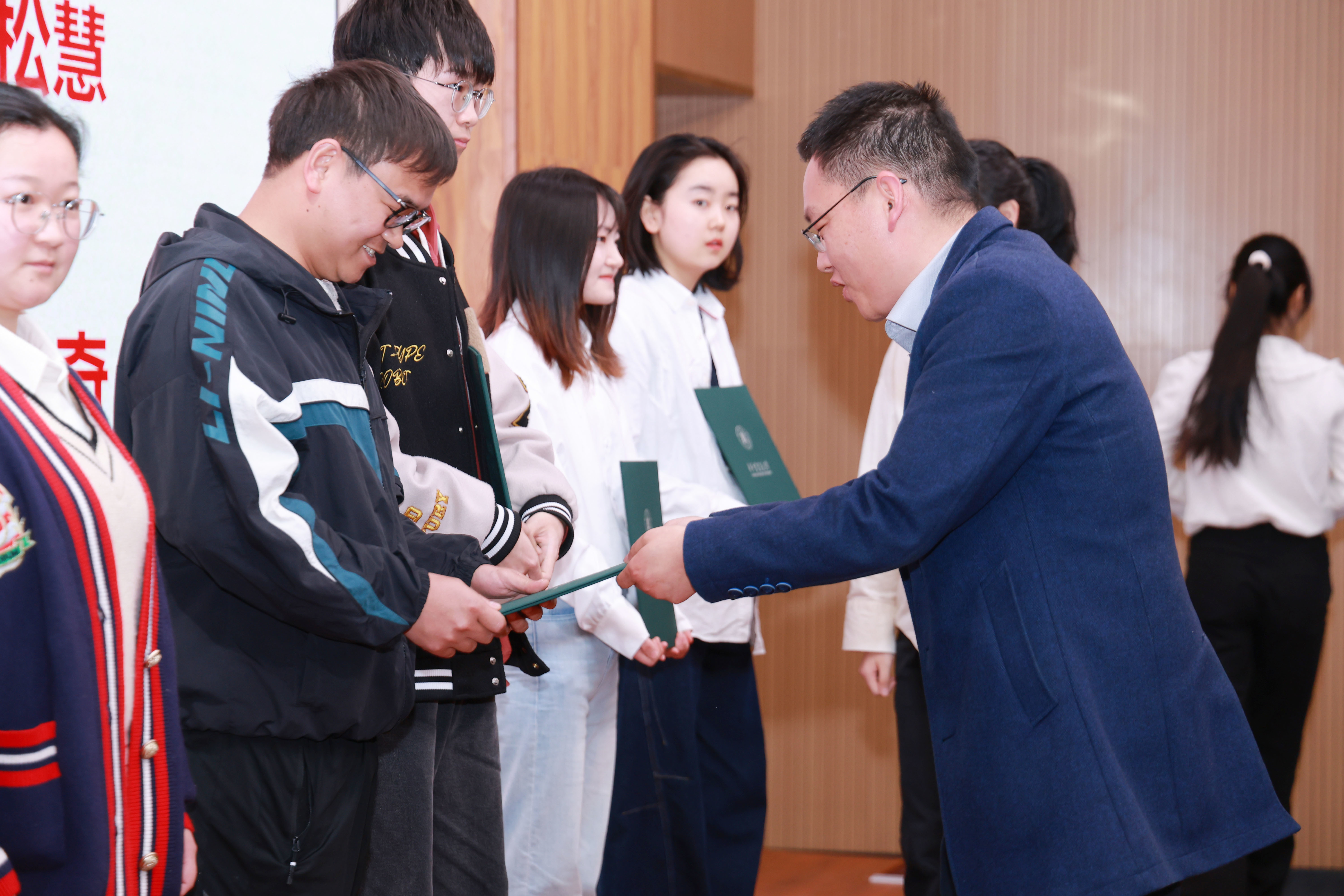 J9官网天行健奖学金颁奖特辑 | 以科技守护碧水，育青年创新未来